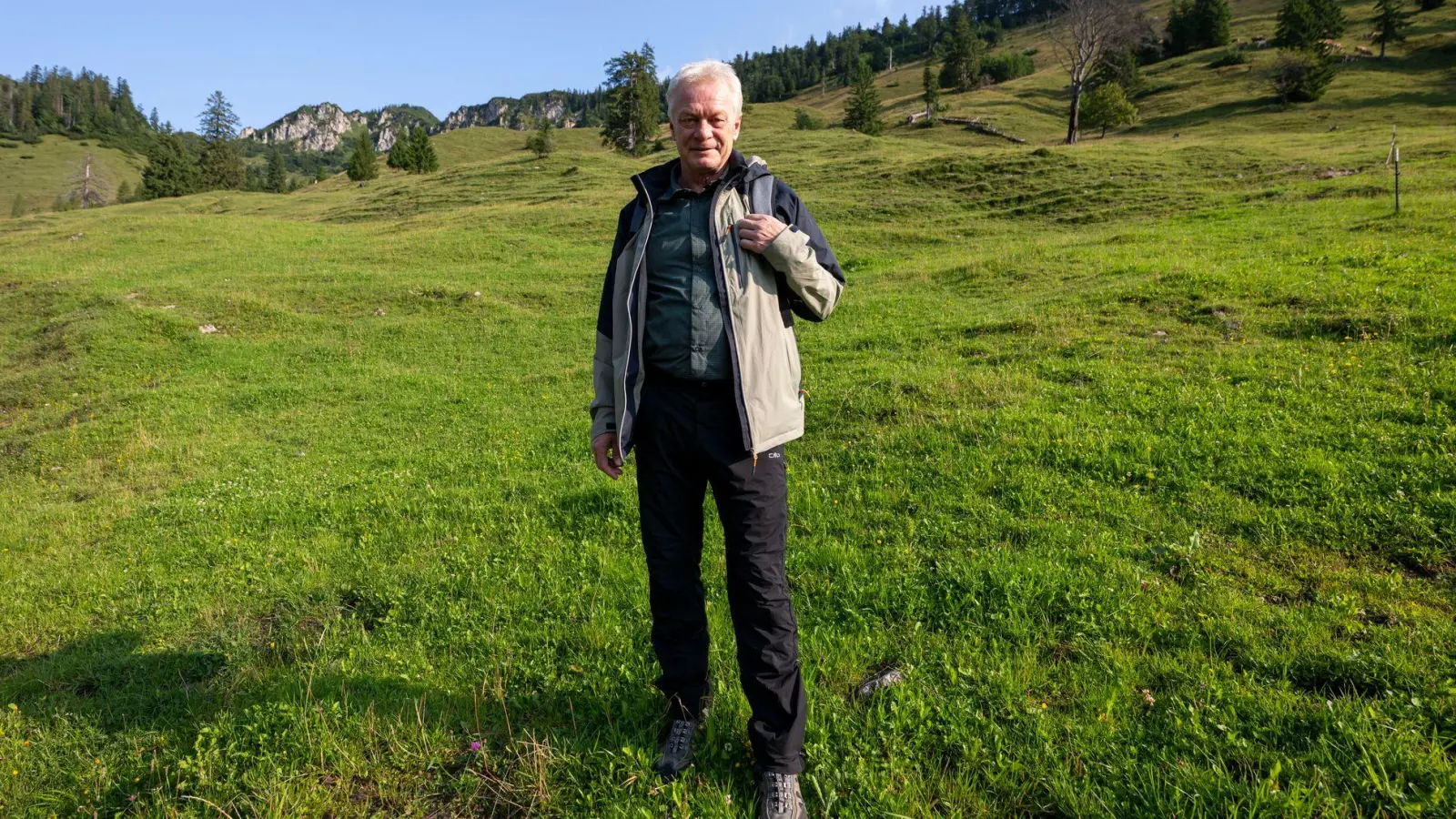 Die EU-Entwaldungsverordnung soll verhindern, dass Baumbestände in der EU und darüber hinaus für die Produktion von Lebensmitteln gerodet werden. Für Deutschland wünscht sich der zuständige Agrarminister Rainer aber einen ganz speziellen Status. (Foto: Peter Kneffel/dpa)