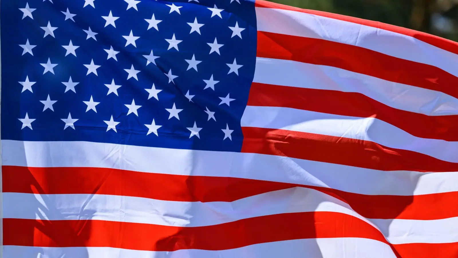 Die deutsche Wirtschaft verliert immer mehr das Vertrauen in die USA als Lieferant von Halbleitern.  (Foto: Robert Michael/dpa)