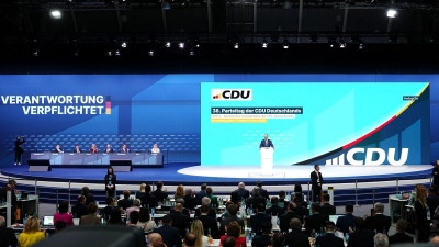 Der Bundesparteitag will eine Reihe von Anträgen beschließen.  (Foto: Kay Nietfeld/dpa)