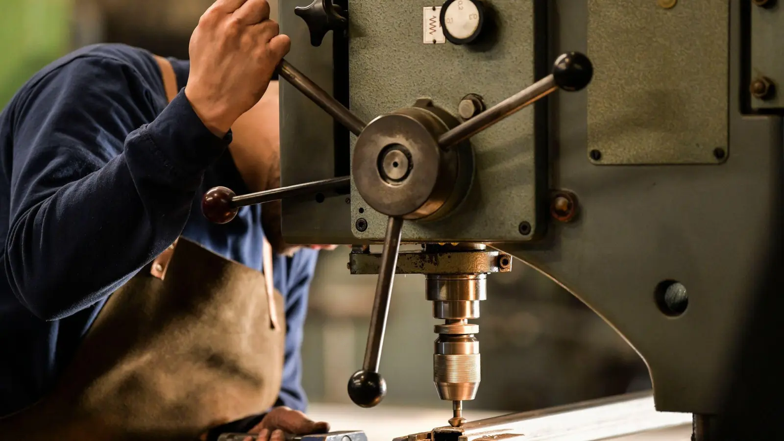 Verhält sich der Arbeitgeber hinsichtlich einer Kündigung in der Probezeit widersprüchlich, kann eine Kündigung unter Umständen unwirksam sein. (Foto: Kirsten Neumann/dpa-tmn)