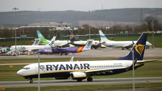 Ryanair steht wegen diskriminierenden Sprachtests in der Kritik. (Foto: Nick Potts/PA Wire/dpa)