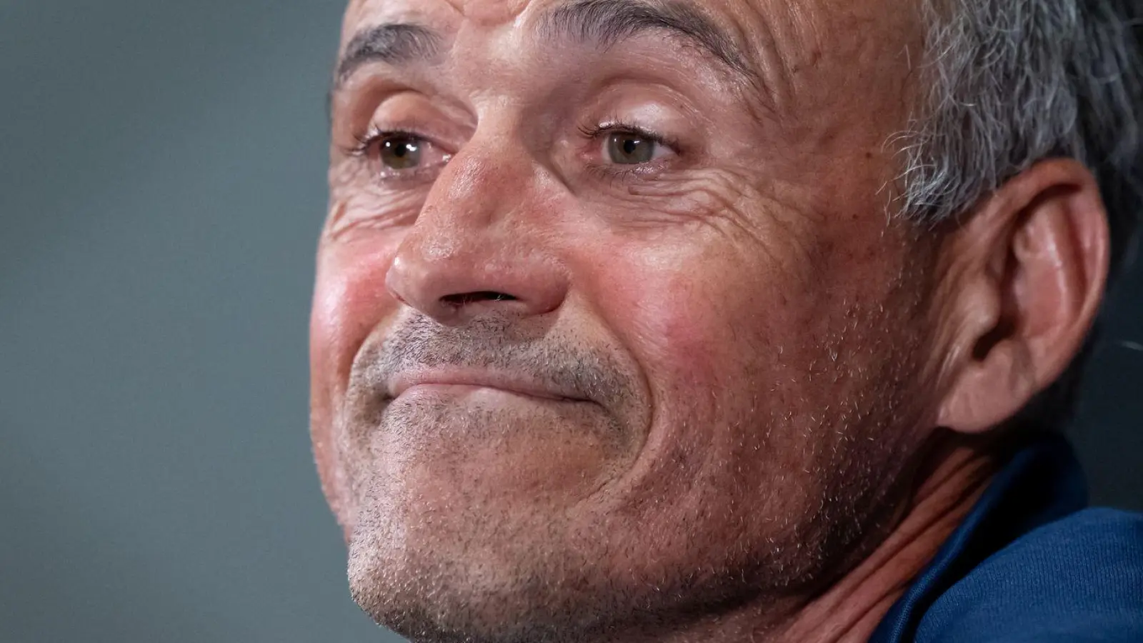 Der allseits bewunderte Luis Enrique sagt vor dem Finale: „Ich bin kein Star als Trainer.“ (Foto: Sven Hoppe/dpa)