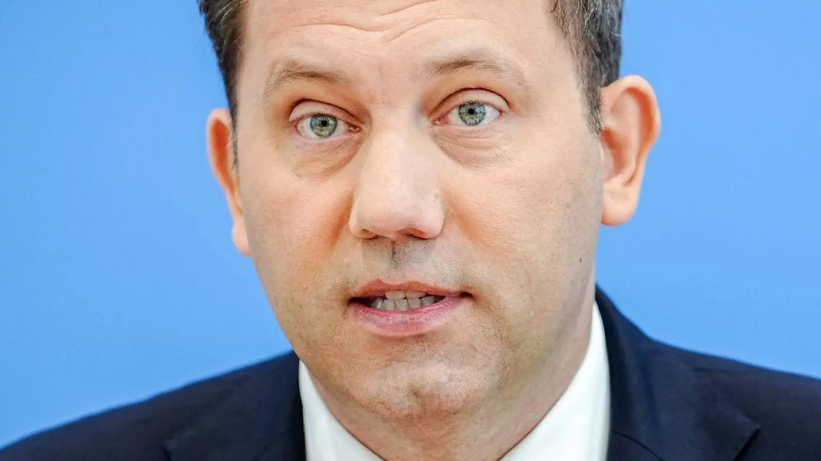 Klingbeil präsentierte seinen Haushaltsentwurf in Berlin. (Foto: Kay Nietfeld/dpa)