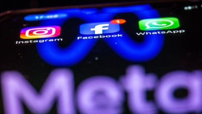 Grenzüberschreitende Datenflüsse sind für den Betrieb global konzipierter sozialer Netzwerke technisch erforderlich und datenschutzrechtlich zulässig, sagt das Landgericht Ellwangen. (Foto: Jens Büttner/dpa/dpa-tmn)