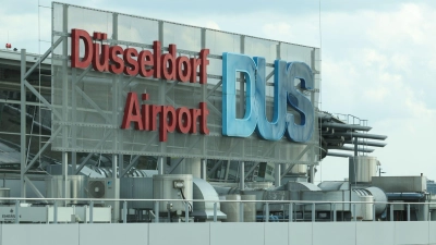 Am Nachmittag kann es am Düsseldorfer Flughafen aufgrund einer Bombenentschärfung zu Verzögerungen kommen. (Foto: Friso Gentsch/dpa)