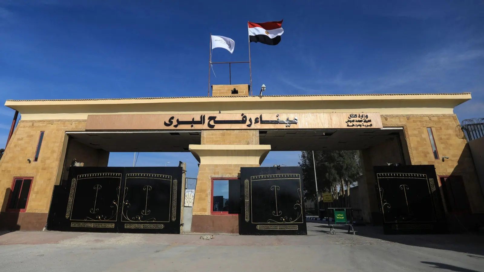 Israel hat der begrenzten Öffnung des Grenzübergangs Rafah in Gaza zugestimmt. (Archivbild)  (Foto: Gehad Hamdy/dpa)