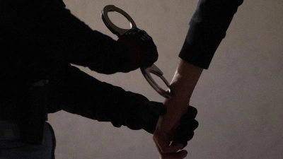 Die drei jungen Männer wurden am Mittwoch festgenommen. (Symbolbild) (Foto: Leonie Asendorpf/dpa)