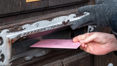 Bei den Kommunalwahlen in Bayern wurden erneut nur wenige Frauen gewählt. (Symbolbild) (Foto: Daniel Vogl/dpa)