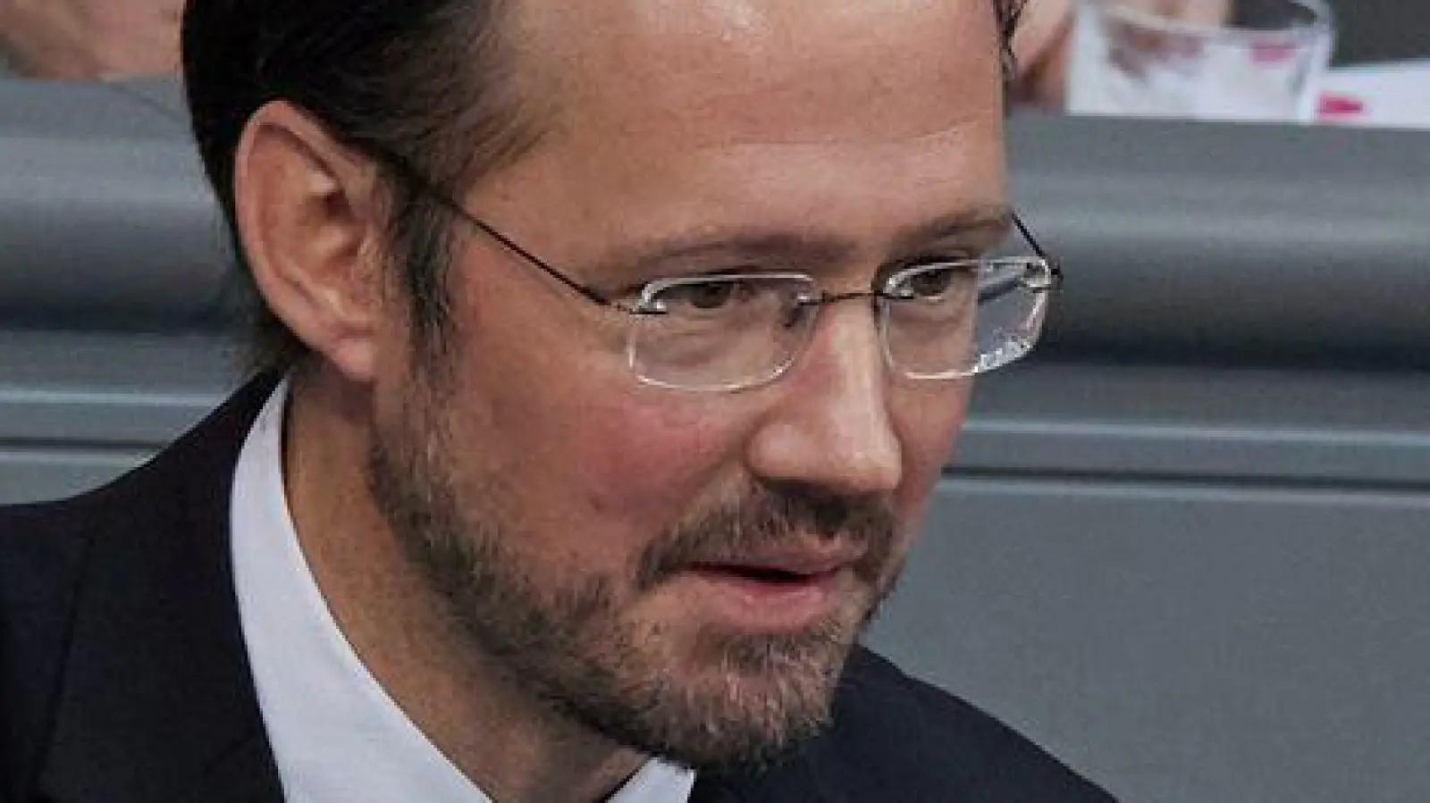 Die gesetzliche Rentenversicherung könne nicht nur eine Basisabsicherung ermöglichen, sagt Dirk Wiese. (Archivbild) (Foto: Jörg Carstensen/dpa)