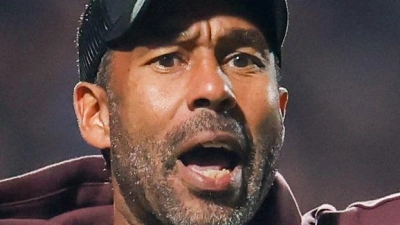 Daniel Thioune soll Werder Bremen zum Klassenverbleib führen. (Archivbild) (Foto: Christoph Reichwein/dpa)