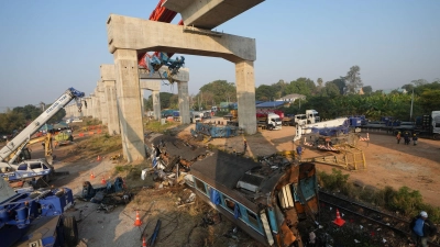 Unter den Opfern des schweren Zugunglücks ist auch ein Deutscher. (Foto: Sakchai Lalit/AP/dpa)
