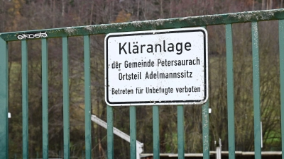 Die noch ausstehenden Verbesserungsbeiträge für die Kläranlage sind im Petersauracher Haushalt als wichtige Einnahmequelle verbucht.  (Foto: Luca Paul)