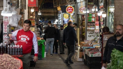 Am Sonntag greifen wieder frühere UN-Sanktionen gegen den Iran. (Archivbild) (Foto: Arne Immanuel Bänsch/dpa)