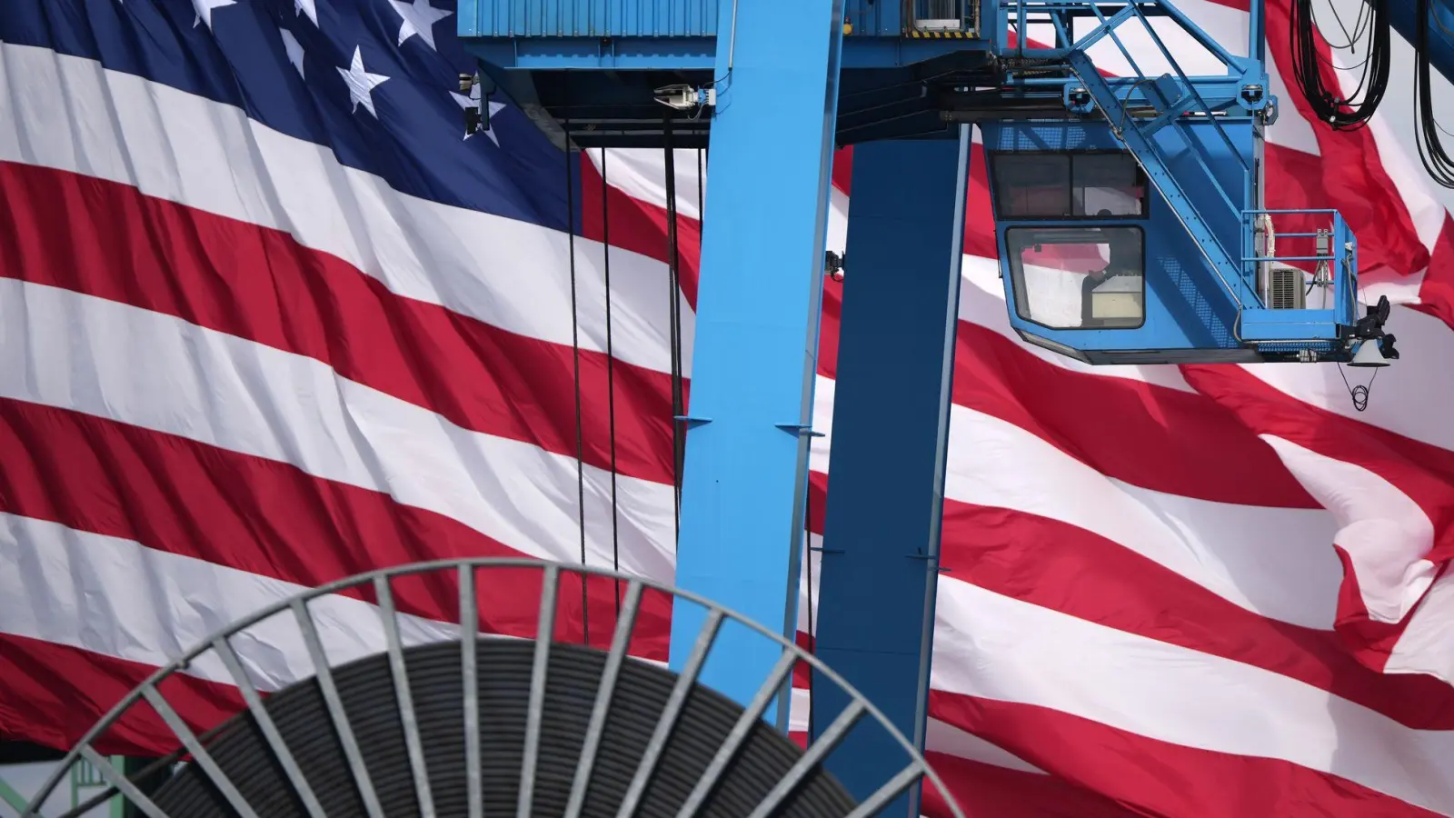 Die USA sind das wichtigste Exportland für die deutsche Wirtschaft. (Symbolbild) (Foto: Matt Slocum/AP/dpa)