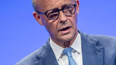 Bundeskanzler Friedrich Merz (CDU) spricht beim Wirtschaftstag des CDU-Wirtschaftsrates. (zu dpa: «Merz schließt Minderheitsregierung und Neuwahl aus») (Foto: Michael Kappeler)