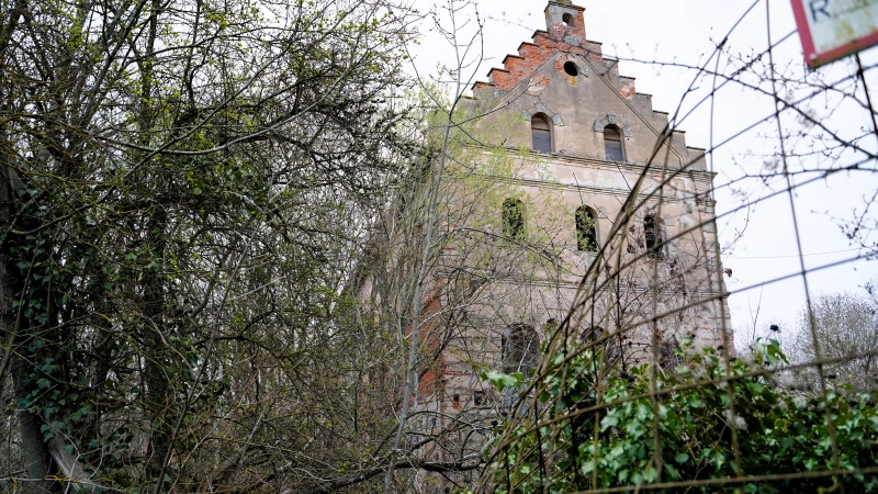 Noch liegt das Brauhausareal im Tiefschlaf. Dass sich hier bald etwas tut, scheint nun in greifbare Nähe zu rücken. (Foto: Simone Hedler)