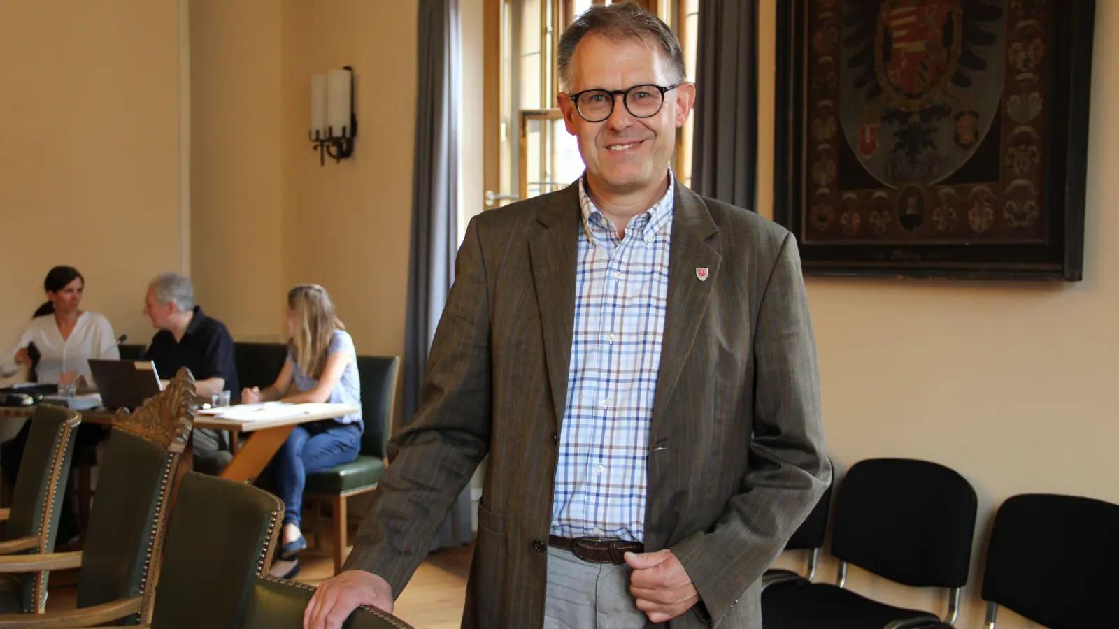 Seit Juli 2023 ist Rainer Lederer der Fördermittelmanager der Stadt. Bis jetzt hat er Mittel von rund 5,6 Millionen für die Stadt generiert. Beantragt sind aktuell rund 800.000 Euro, in Arbeit sind Vorhaben mit einem Volumen von etwa 1,4 Millionen Euro. (Foto: Clarissa Kleinschrot)