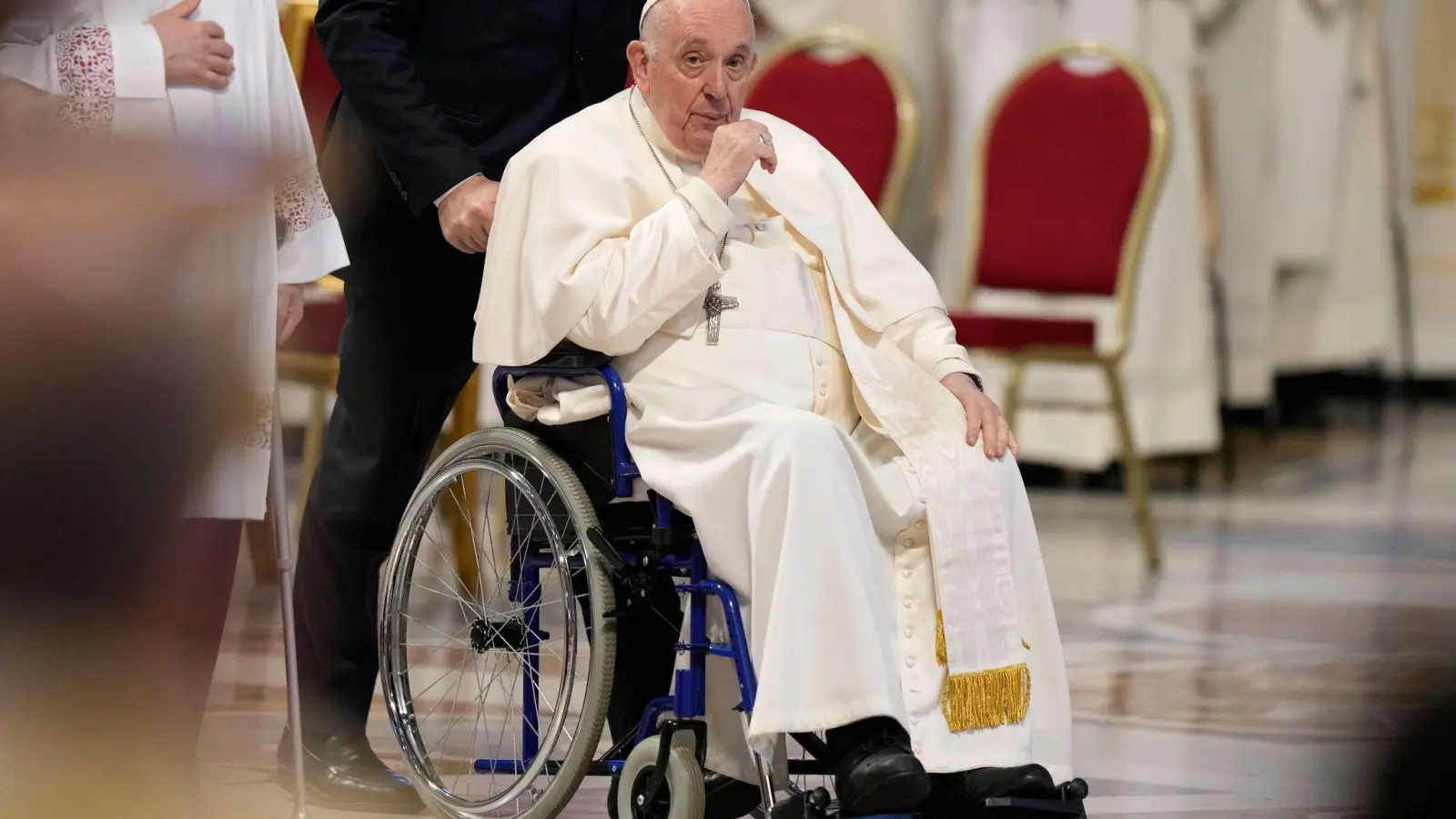 „Sich sexuell auszudrücken ist ein Reichtum“: Papst Franziskus. (Foto: Andrew Medichini/AP/dpa)