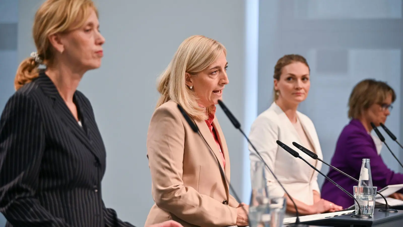 Bund und Länder wollen zügig Reform-Eckpunkte erreichen.  (Foto: Katharina Kausche/dpa)