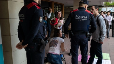 Eine Politikerin sprach von einem „absoluten Drama“ und einem „Versagen des Staates“. (Foto: Lorena Sopêna/EUROPA PRESS/dpa)