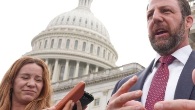 Senator Markwayne Mullin soll nach Willen Trumps künftig das Heimatschutzministerium leiten. (Foto: J. Scott Applewhite/AP/dpa)