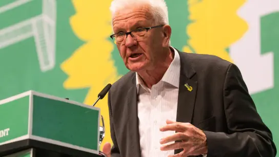 Winfried Kretschmann (Bündnis 90 / Die Grünen) warnte die Ampel-Koalition davor, den Ländern einen großen Teil der Kosten bei der Finanzierung der Entlastungspläne aufzuhalsen. (Foto: Philipp von Ditfurth/dpa)