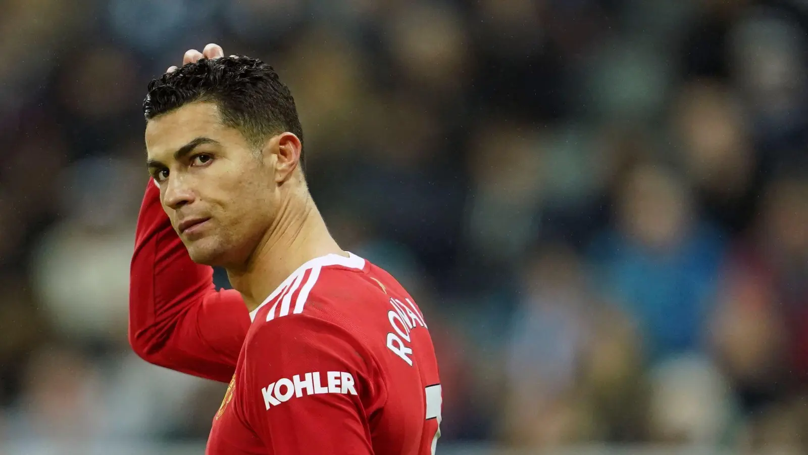 Cristiano Ronaldo steht weiter Manchester United unter Vertrag. (Foto: Jon Super/AP/dpa)