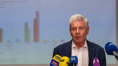 Dieter Reiter muss deutliche Verluste hinnehmen. (Foto: Peter Kneffel/dpa)