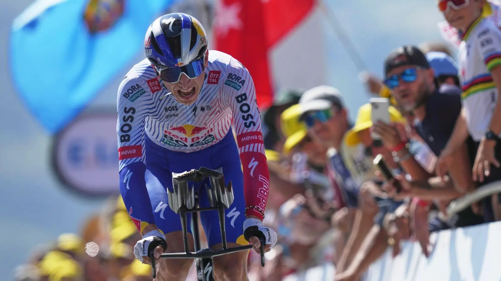 Florian Lipowitz überzeugte auch beim Bergzeitfahren. (Foto: Thibault Camus/AP/dpa)