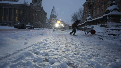 Wo gibt es Neuschnee?  (Foto: Marcus Brandt/dpa)