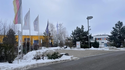 Die Firma Mekra Lang in Ergersheim muss 33 Stellen abbauen. Mit weiteren 14 Mitarbeitenden laufen Gespräche. (Foto: Anna Beigel)