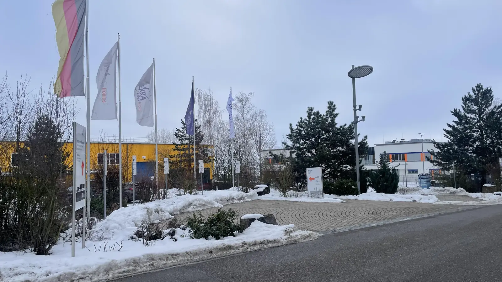 Die Firma Mekra Lang in Ergersheim muss 33 Stellen abbauen. Mit weiteren 14 Mitarbeitenden laufen Gespräche. (Foto: Anna Beigel)