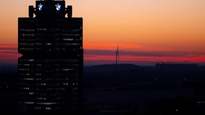 Sonnenaufgang an einem heißen Tag in München.  (Foto: Sven Hoppe/dpa)