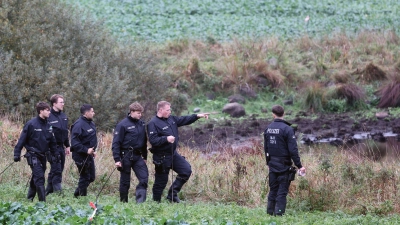 Zahlreiche Beamte waren an den Ermittlungen nach dem Tod des Achtjährigen beteiligt. (Archivbild) (Foto: Bernd Wüstneck/dpa)