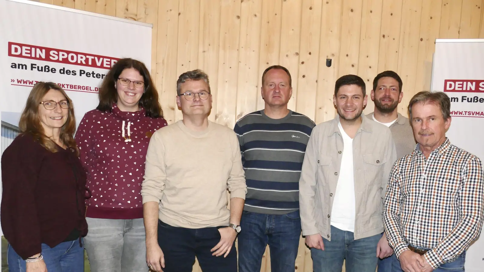 Der im Amt bestätigte Vorstand des TSV Marktbergel (von links): Karin Helm, Carina Sandmann, Frank Fehler, Bernd Schuh, Manuel Hartung, Michael Steinmetz und Hans-Joachim Schwarzbach. (Foto: Helmut Meixner)