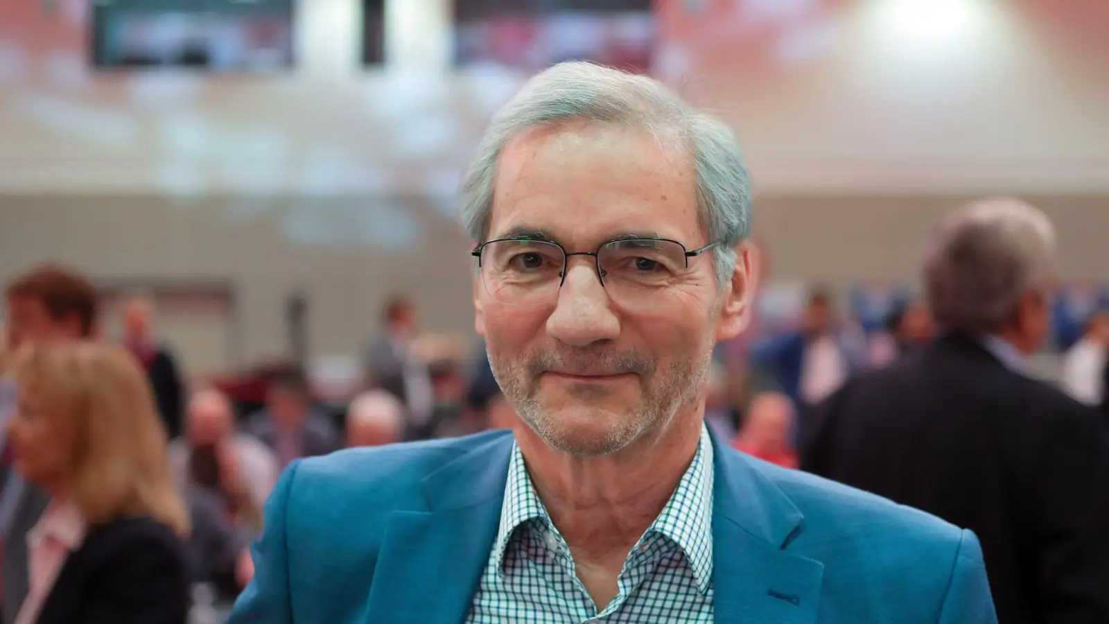 Will bestehende Kontakte nicht abreißen lassen: Matthias Platzeck. (Archivbild)  (Foto: Soeren Stache/dpa)