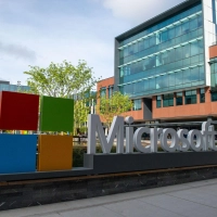 Das Cloud-Geschäft von Microsoft wuchs so stark wie seit Jahren nicht mehr. (Archivbild) (Foto: Andrej Sokolow/dpa)