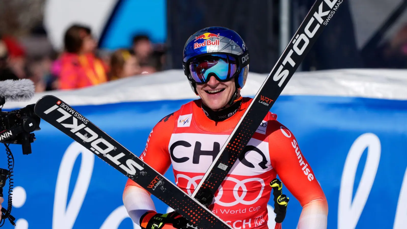 Marco Odermatt gewinnt die Weltcup-Abfahrt von Garmisch-Partenkirchen. (Foto: Giovanni Auletta/AP/dpa)