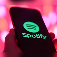 Spotify möchte den Vormarsch der KI-Musik eindämmen. (Symbolbild) (Foto: Robert Michael/dpa)