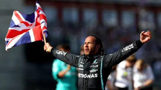 Beim Grand Prix von Großbritannien ist Lewis Hamilton Lokalmatador. (Foto: Bradley Collyer/PA Wire/dpa)