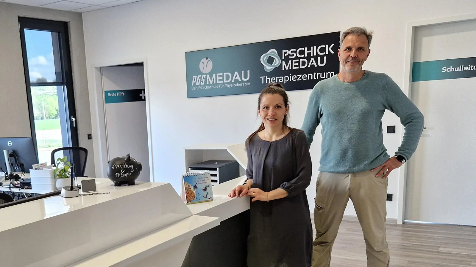 Für den ersten Jahrgang beginnt im Herbst das zweite Ausbildungsjahr. Schulleiterin Diana Thümmel und Geschäftsführer Gottfried Hois haben aber noch andere Ideen. (Foto: Andrea Walke)