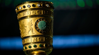 Es wurden die Partien der zweiten Runde des DFB-Pokals ausgelost. (Foto: Tom Weller/dpa)