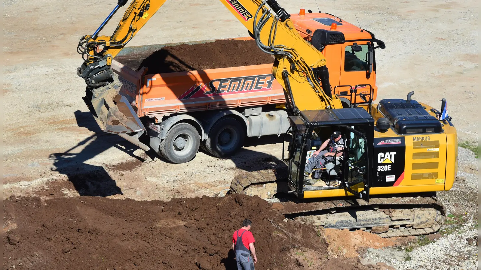 Dank Bau-Turbo kann es auch auf einer Baustelle in Sachsen bald schneller losgehen. (Symbolbild: Jim Albright)