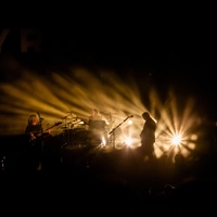 Biffy Clyro wartete mit einer fulminanten Lichtshow auf. (Foto: Evi Lemberger)