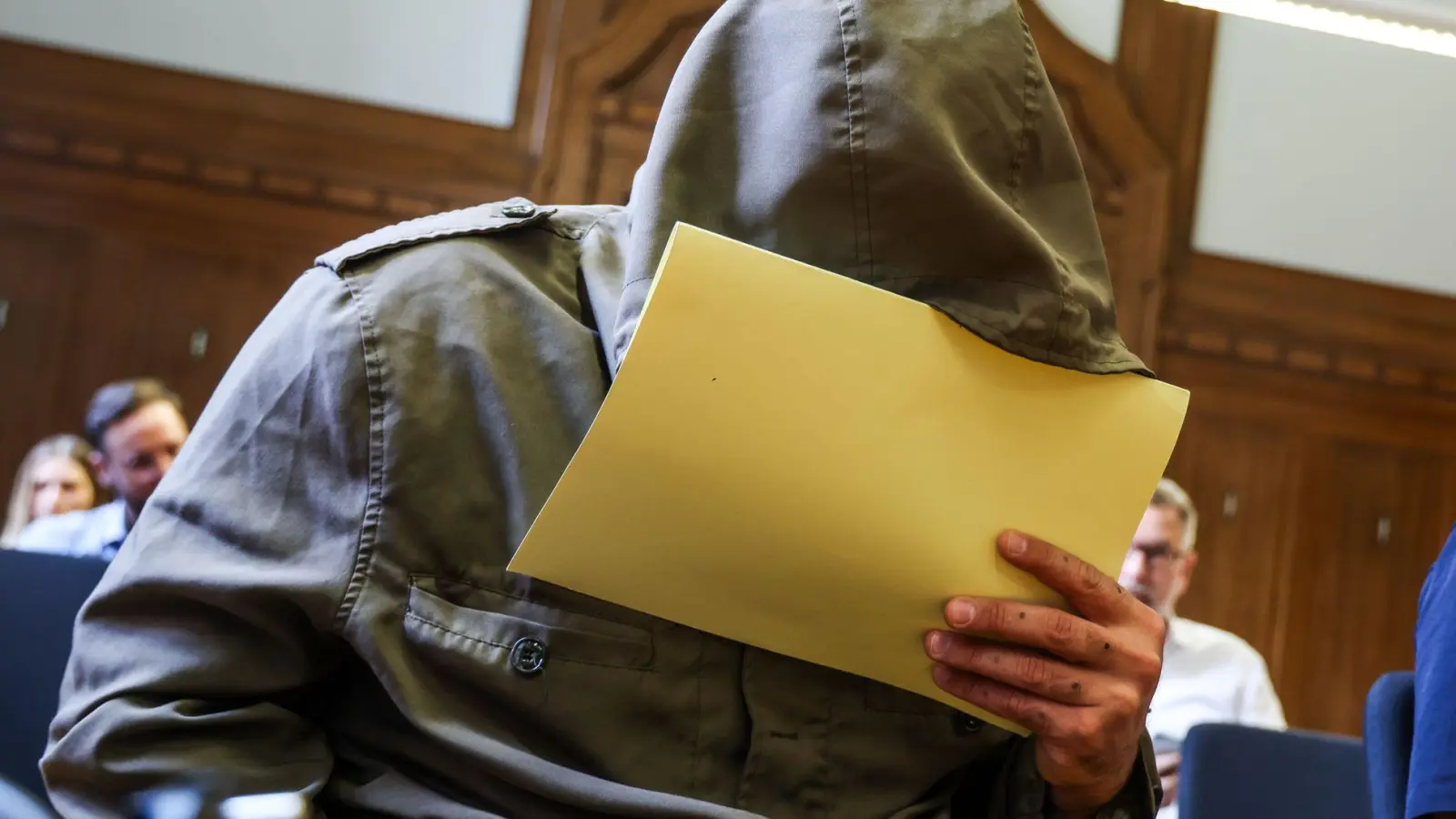 Abu Walaa, verurteilter IS-Terrorist und früherer IS-Statthalter in Deutschland, scheitert mit Klage gegen seine Ausweisung. (Foto: Christoph Reichwein/dpa)