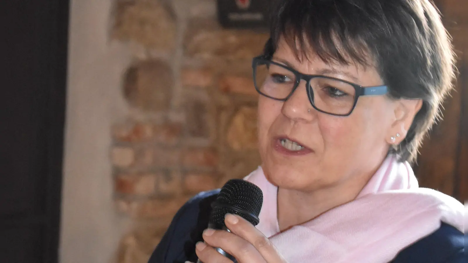 Kreisbäuerin Renate Ixmeier ist nach 15-jähriger Amtszeit auf der Suche nach einer Nachfolgerin. (Foto: Fritz Arnold)