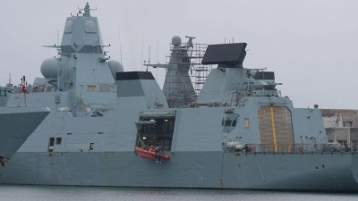 Die dänische Fregatte „HDMS Niels Juel, Nummer F363“: Spezialisten sind auf dem Weg, das Problem zu lösen (Archivbild). (Foto: Emil Helms/Ritzau Scanpix Foto/AP/dpa)