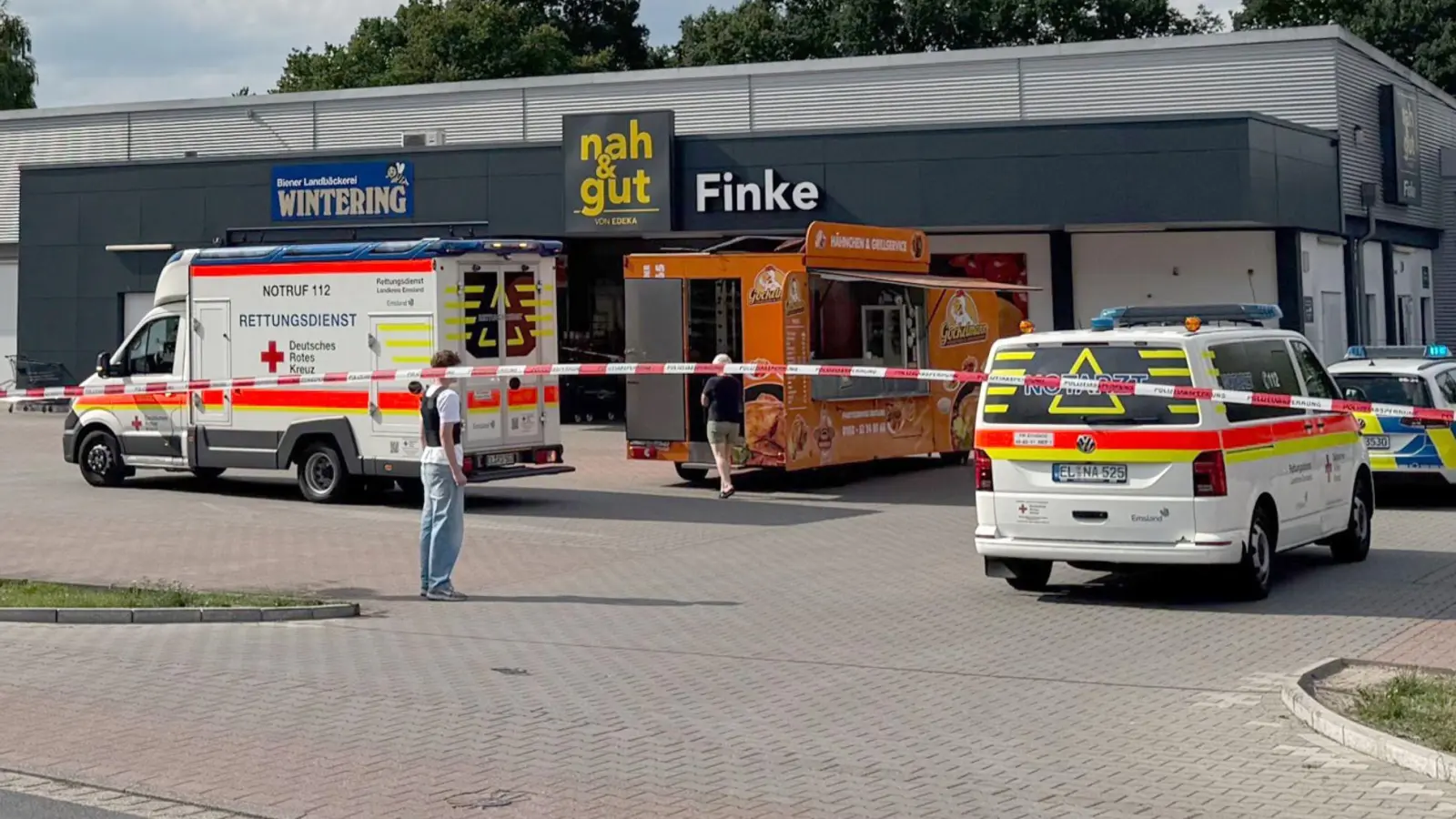 Ein Mensch wurde bei einem Angriff im Emsland lebensgefährlich verletzt. (Foto: Matthias Brüning/TNN/dpa)