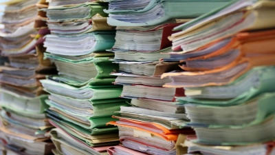 Schätzungen zufolge werden nur etwa ein bis drei Prozent aller in Deutschland gesprochenen Gerichtsurteile der Öffentlichkeit zugänglich gemacht. (Symbolbild) (Foto: Stephanie Pilick/dpa)