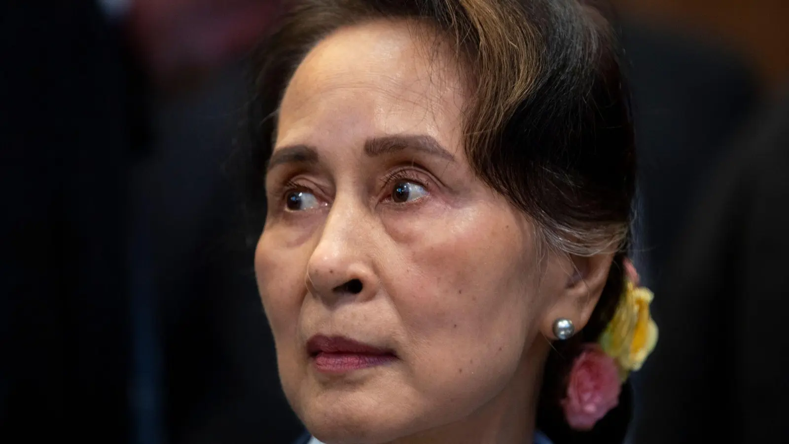 War nach dem Militärputsch vom Februar 2021 festgenommen worden: Aung San Suu Kyi. (Foto: Peter Dejong/AP/dpa)
